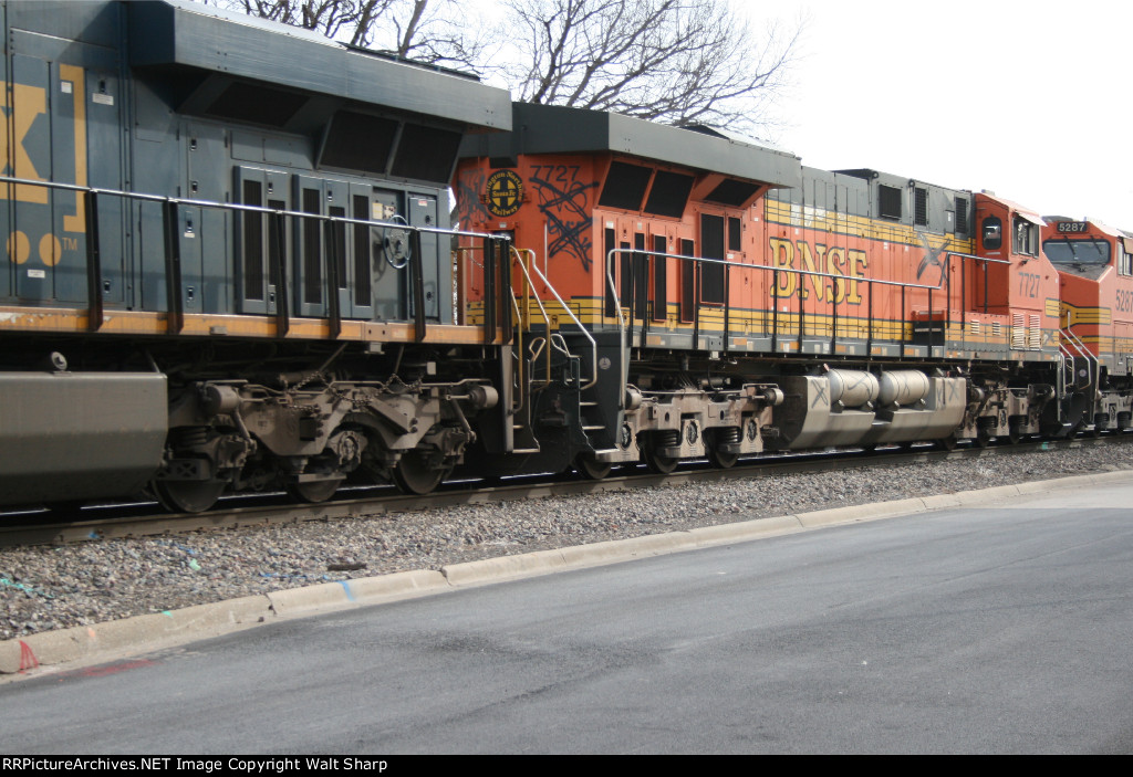 BNSF 7727